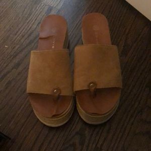 Slip on wedge** insole needs to be reglued size 7